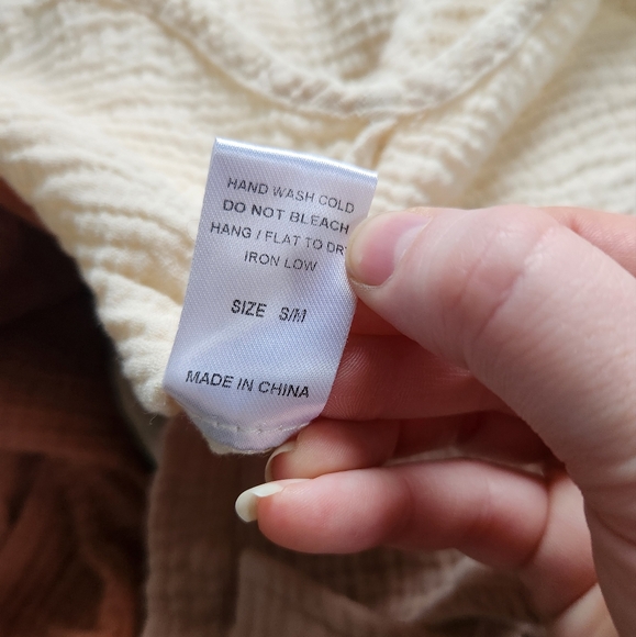 Altar'd State Gauze Textened Linen Top - Size S/M - Picture 8 of 8